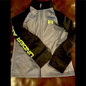 Under Armour boys lightweight jacket zip-up size 5